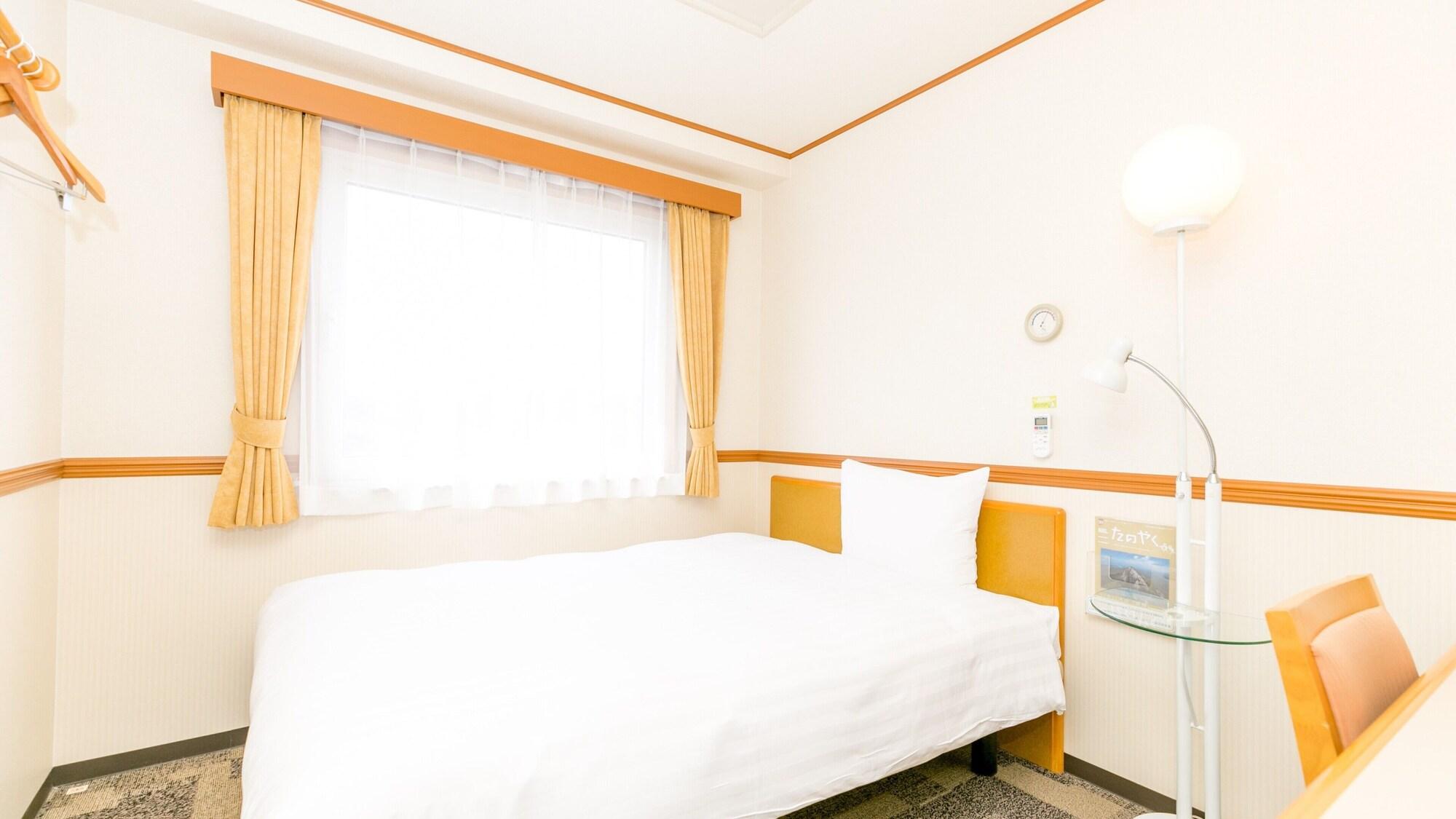 Toyoko Inn Shin-Osaka-Eki Higashi-Guchi Экстерьер фото