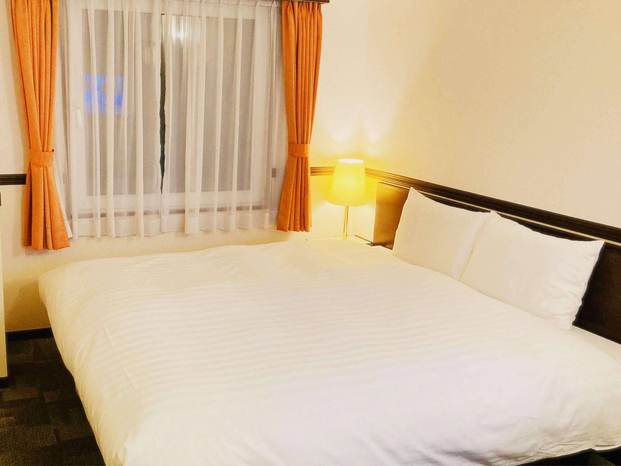 Toyoko Inn Shin-Osaka-Eki Higashi-Guchi Экстерьер фото