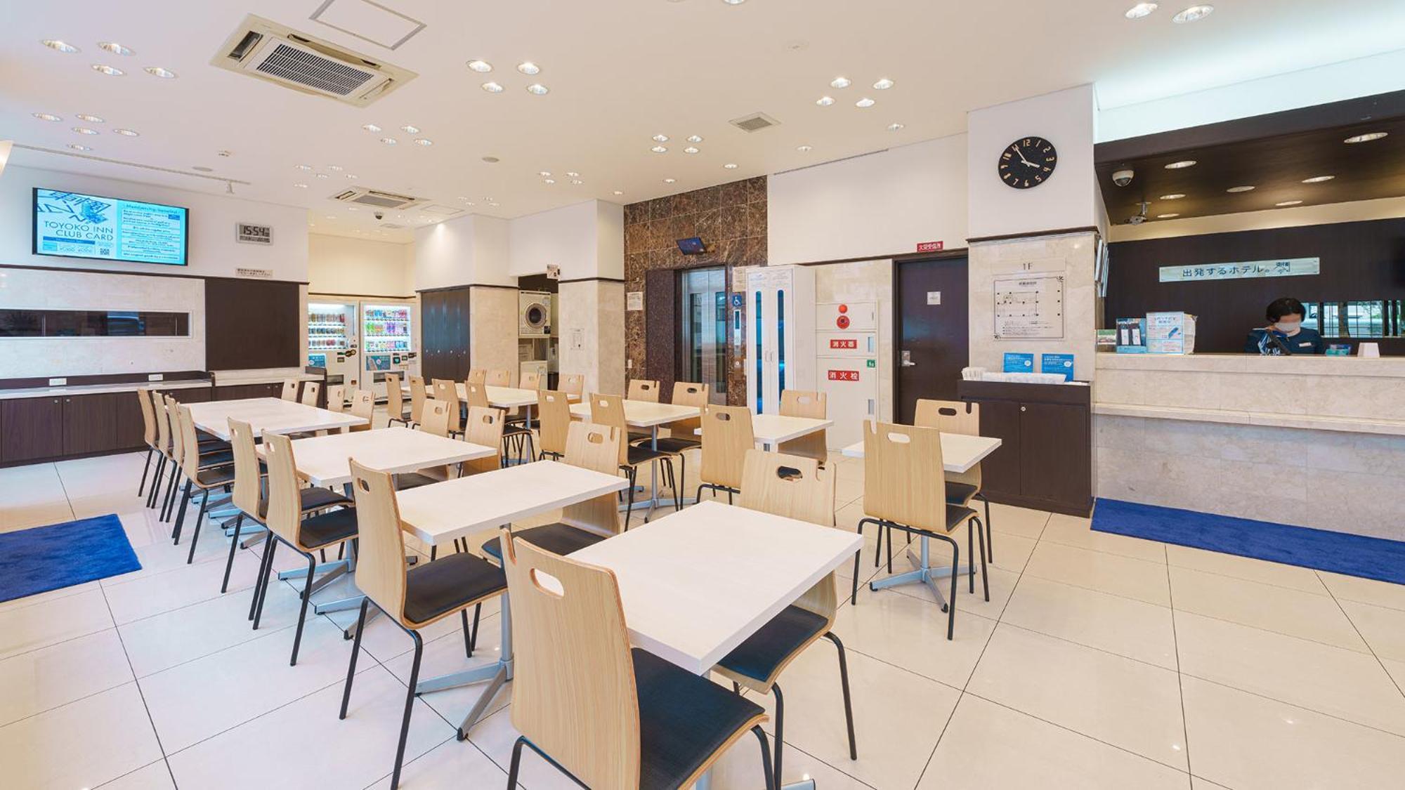 Toyoko Inn Shin-Osaka-Eki Higashi-Guchi Экстерьер фото